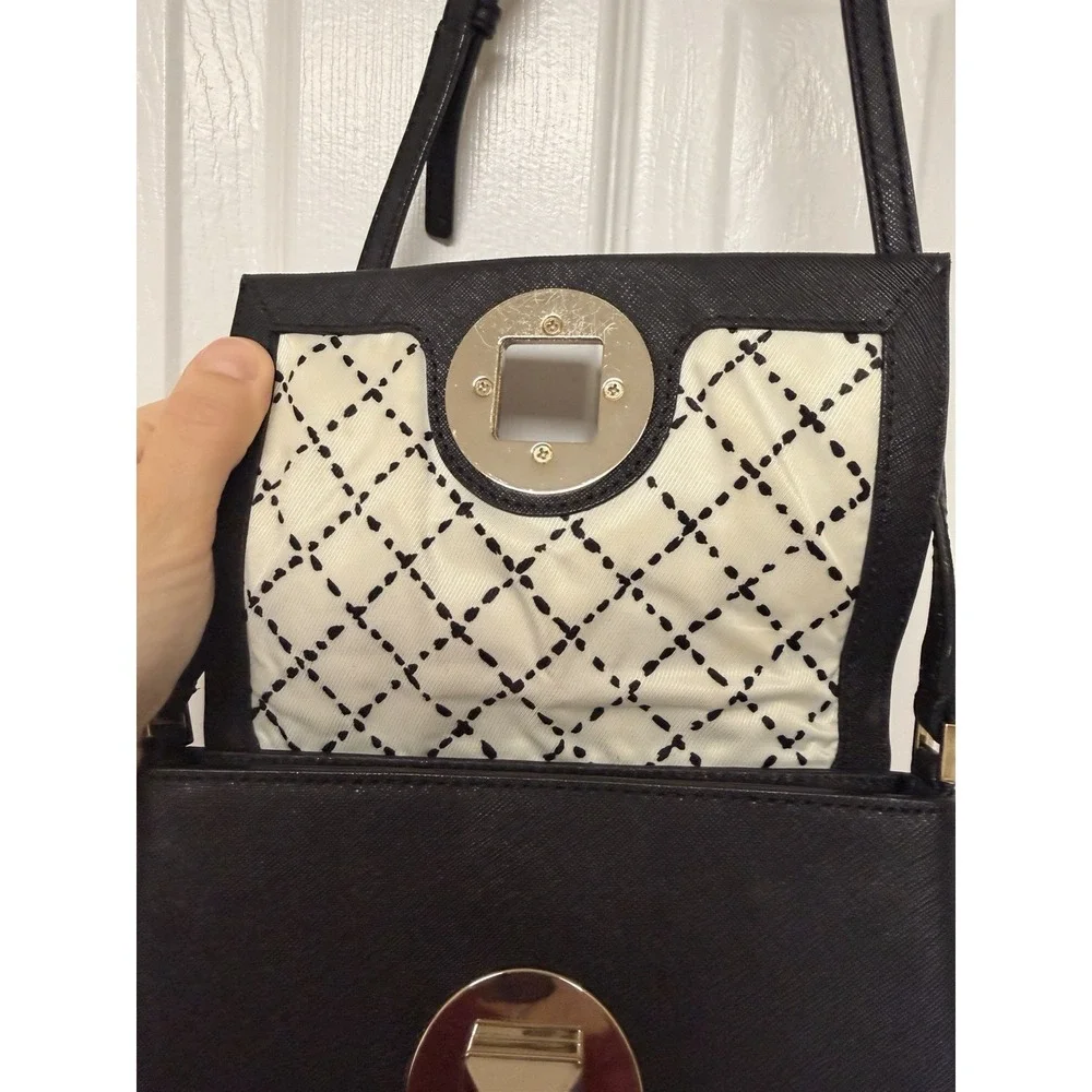 Kate Spade Newbury Lane Sally Crossbody Black Saffiano Leather Gold Lock
